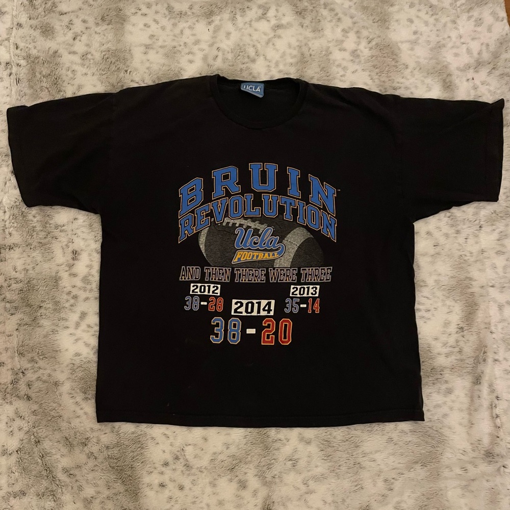 UCLA revolutions football t-shirt